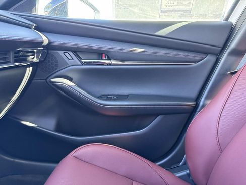 New 2026 MAZDA MAZDA3 Carbon AWD/4WD image 31