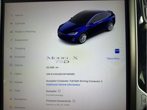 Used 2018 Tesla Model X 75D image 24