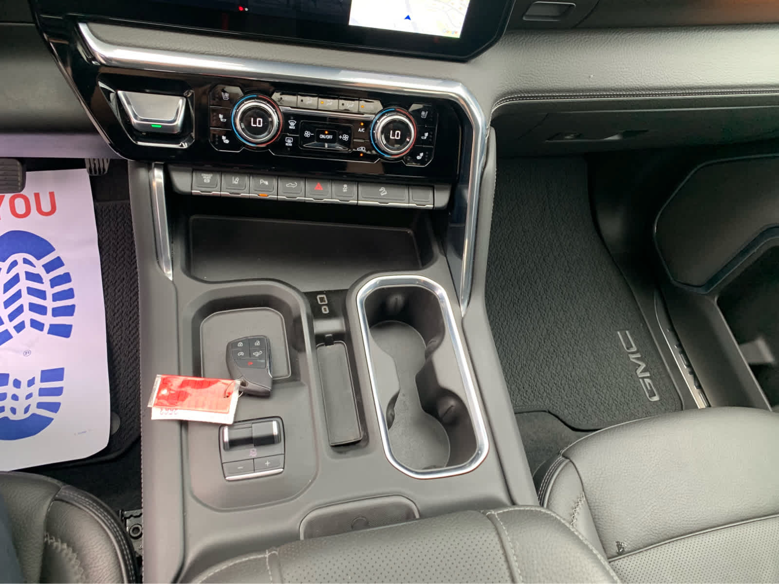 Used 2025 GMC Sierra 2500 Denali AWD/4WD image 19
