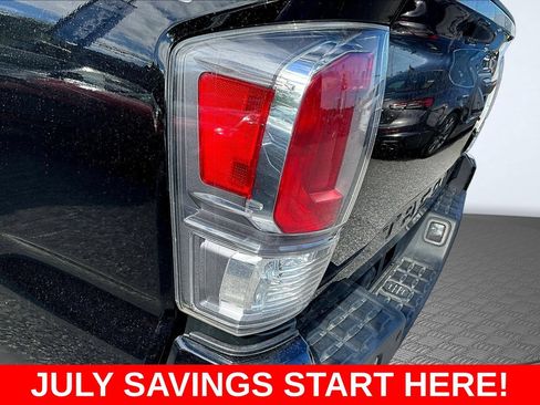 Used 2020 Toyota Tacoma TRD Off-Road w/ Technology Package AWD/4WD image 26