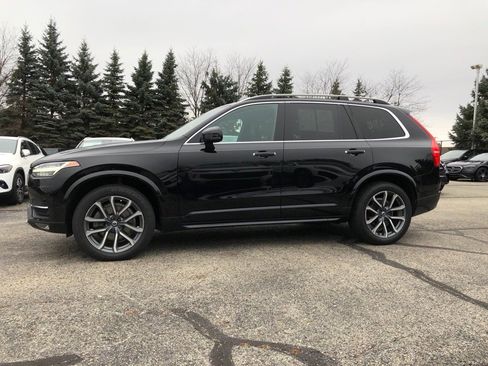 Used 2018 Volvo XC90 T5 Momentum w/ Convenience Package image 7