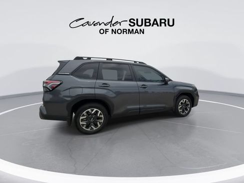 Used 2026 Subaru Forester Premium AWD/4WD image 9