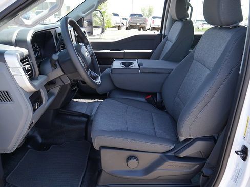 New 2026 Ford F250 XL AWD/4WD image 9