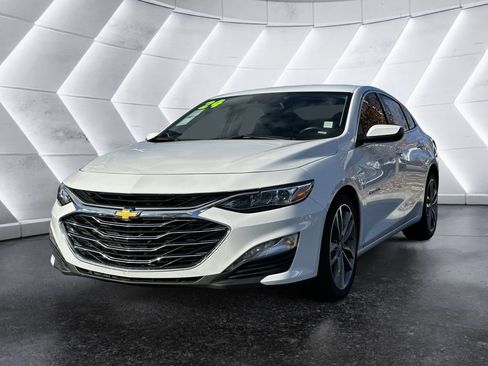 Used 2024 Chevrolet Malibu LT image 1