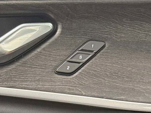 New 2025 Jeep Grand Cherokee Limited w/ Trailer Tow Package image 33