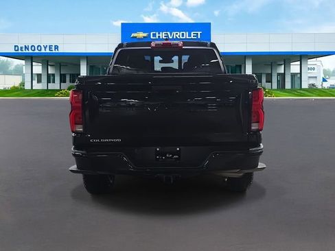 Used 2023 Chevrolet Colorado Z71 w/ Z71 Convenience Package 2 image 10