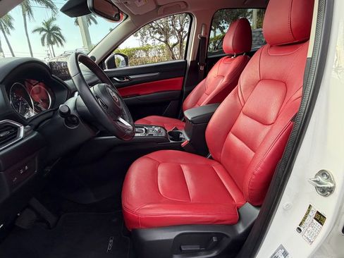 Used 2018 MAZDA CX-5 Touring w/ Preferred Equipment Package FWD image 10