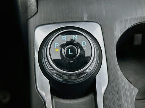 Used 2025 Ford Escape ST-Line Select AWD/4WD image 25