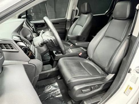 Used 2024 Honda Odyssey Touring image 7