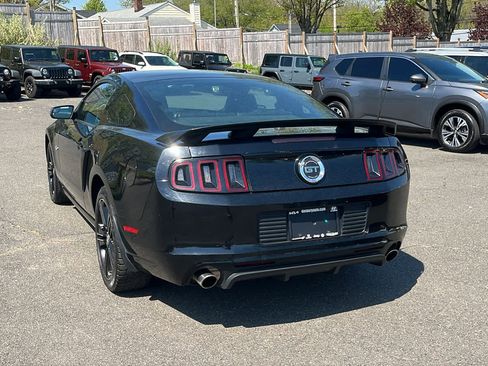 Used 2013 Ford Mustang GT Premium RWD image 6