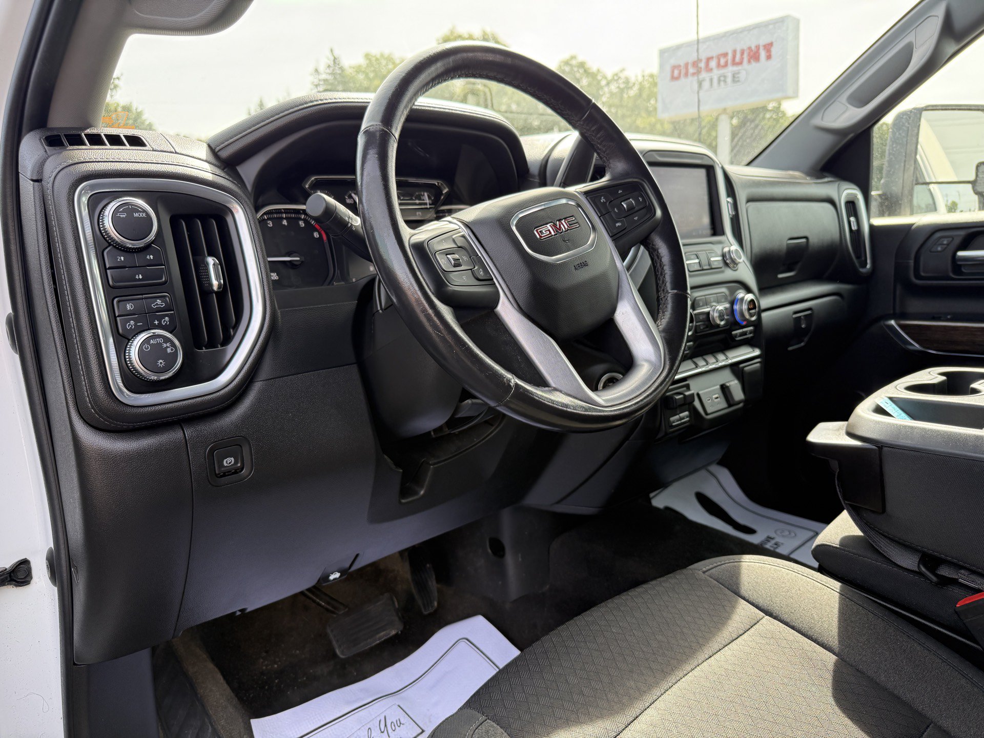 Used 2022 GMC Sierra 2500 SLE w/ SLE Convenience Package AWD/4WD image 16