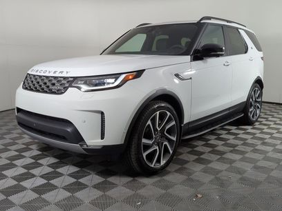 New 2025 Land Rover Discovery S