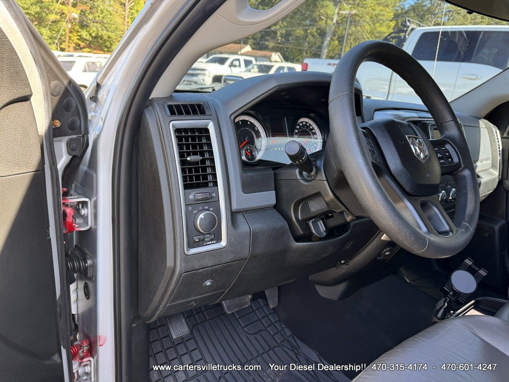 Used 2019 RAM 1500 Classic SLT AWD/4WD image 17