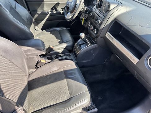 Used 2017 Jeep Compass 75th Anniversary w/ Power Value Group image 18