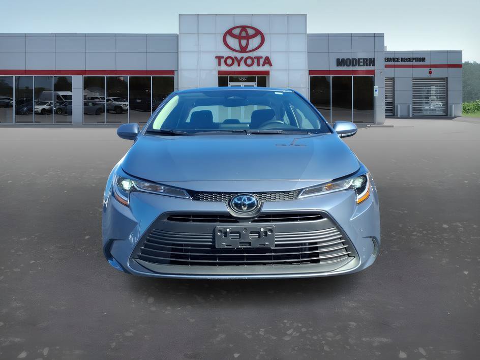 Certified 2026 Toyota Corolla LE FWD image 8