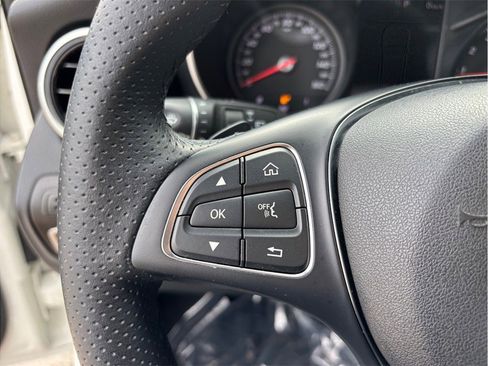 Used 2019 Mercedes-Benz GLC 300 image 25