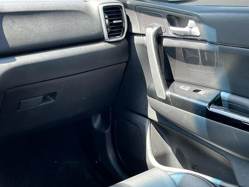 Used 2022 Kia Sportage Nightfall Edition w/ Nighfall AWD Premium Package image 20