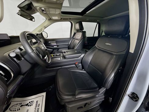 Certified 2025 Ford Expedition Max Platinum image 2