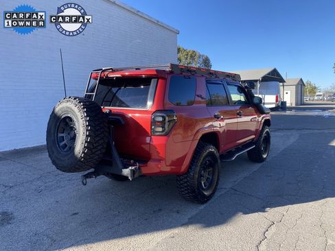 Used 2018 Toyota 4Runner TRD Off-Road Premium image 2