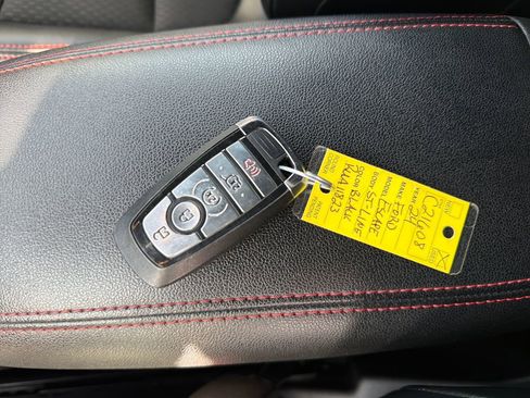 Used 2024 Ford Escape ST-Line image 27