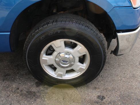 Used 2011 Ford F150 XLT w/ XLT Convenience Pkg image 28