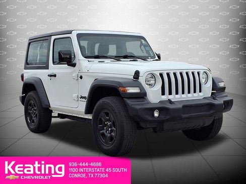 Used 2023 Jeep Wrangler Sport image 3