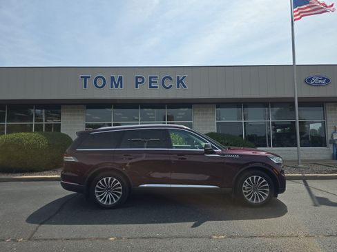 Used 2020 Lincoln Aviator Reserve w/ Equipment Group 201A AWD/4WD image 6