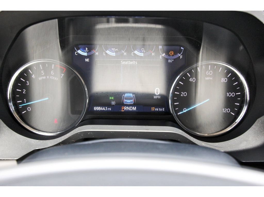 Certified 2022 Ford Expedition XLT RWD image 16