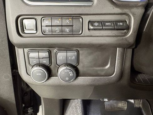 Used 2023 Chevrolet Tahoe Premier image 30