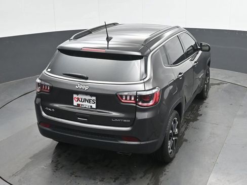 Used 2022 Jeep Compass Limited w/ Sun and Sound Group AWD/4WD image 31