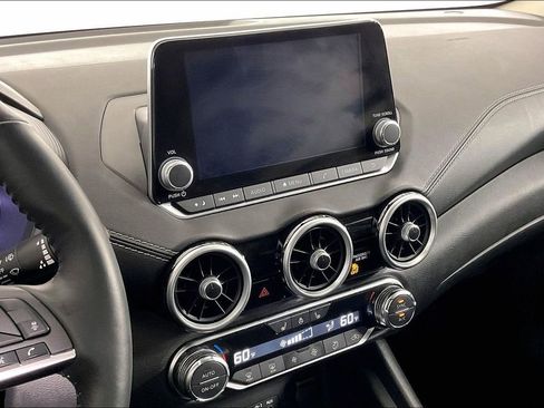 Used 2025 Nissan Sentra SV w/ All-Weather Package image 9