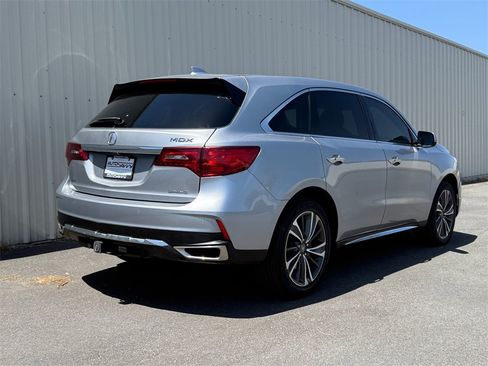 Used 2020 Acura MDX SH-AWD w/ Technology Package image 3