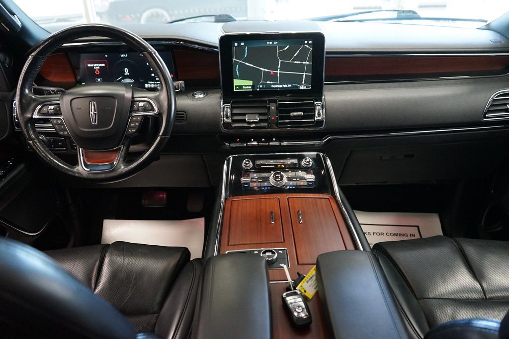 Used 2021 Lincoln Navigator Reserve AWD/4WD image 45