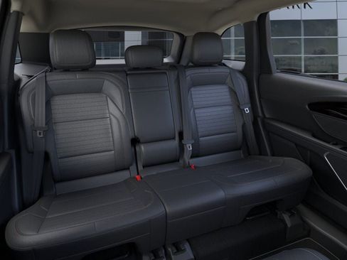 New 2026 Lincoln Nautilus Reserve w/ Jet Appearance Package image 11