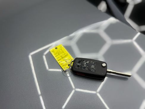 Used 2012 Volkswagen Passat 2.5 SE image 38