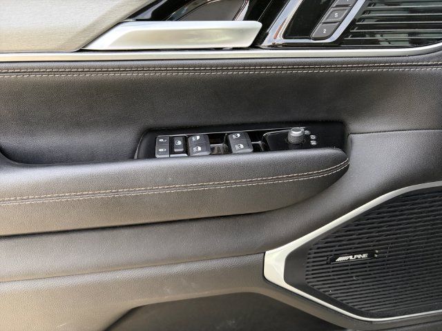 Used 2024 Jeep Wagoneer Series II w/ Convenience Group I AWD/4WD image 10