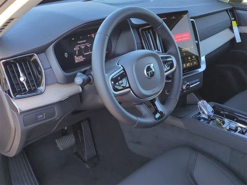 New 2026 Volvo XC90 B6 Plus w/ Protection Package Premier image 2