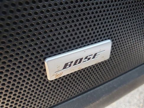 Used 2023 Chevrolet Equinox Premier image 12