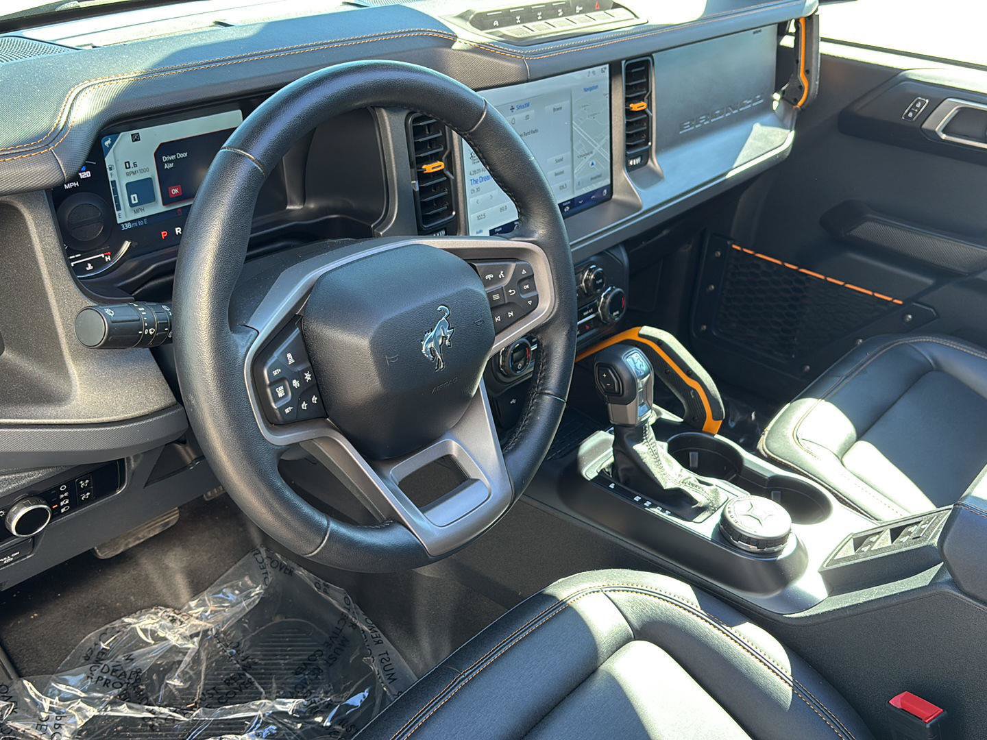 Certified 2024 Ford Bronco Badlands AWD/4WD image 12