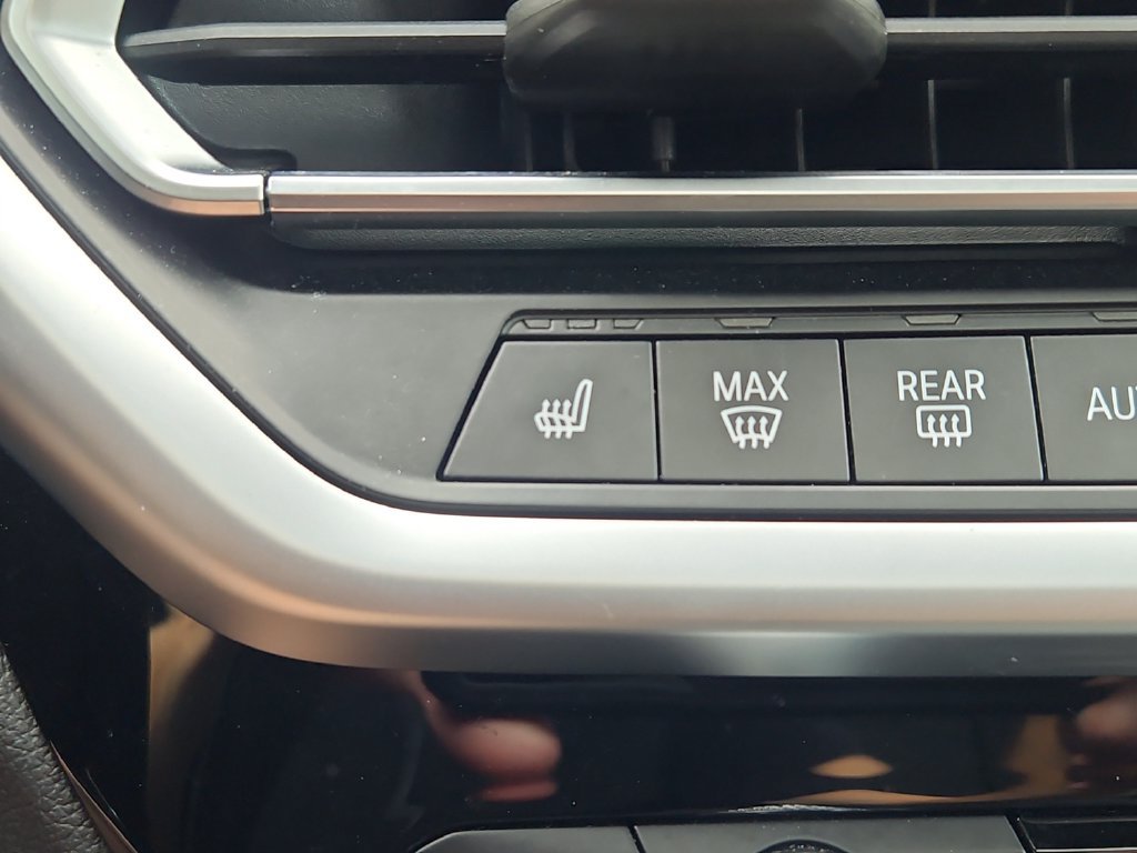 Used 2024 BMW X3 xDrive30i w/ Premium Package AWD/4WD image 21