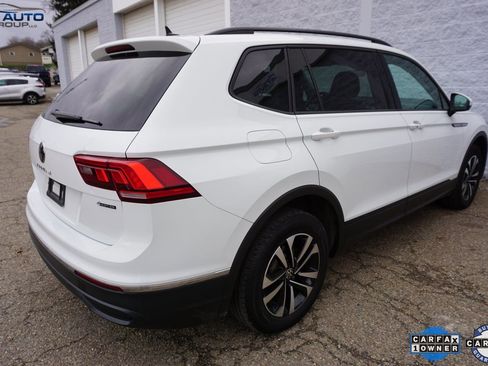 Used 2024 Volkswagen Tiguan S image 10