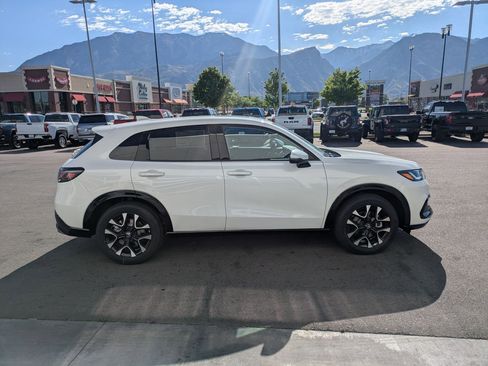 New 2026 Honda HR-V EX-L image 2