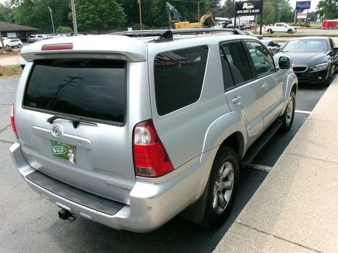 Used 2006 Toyota 4Runner Limited AWD/4WD image 5