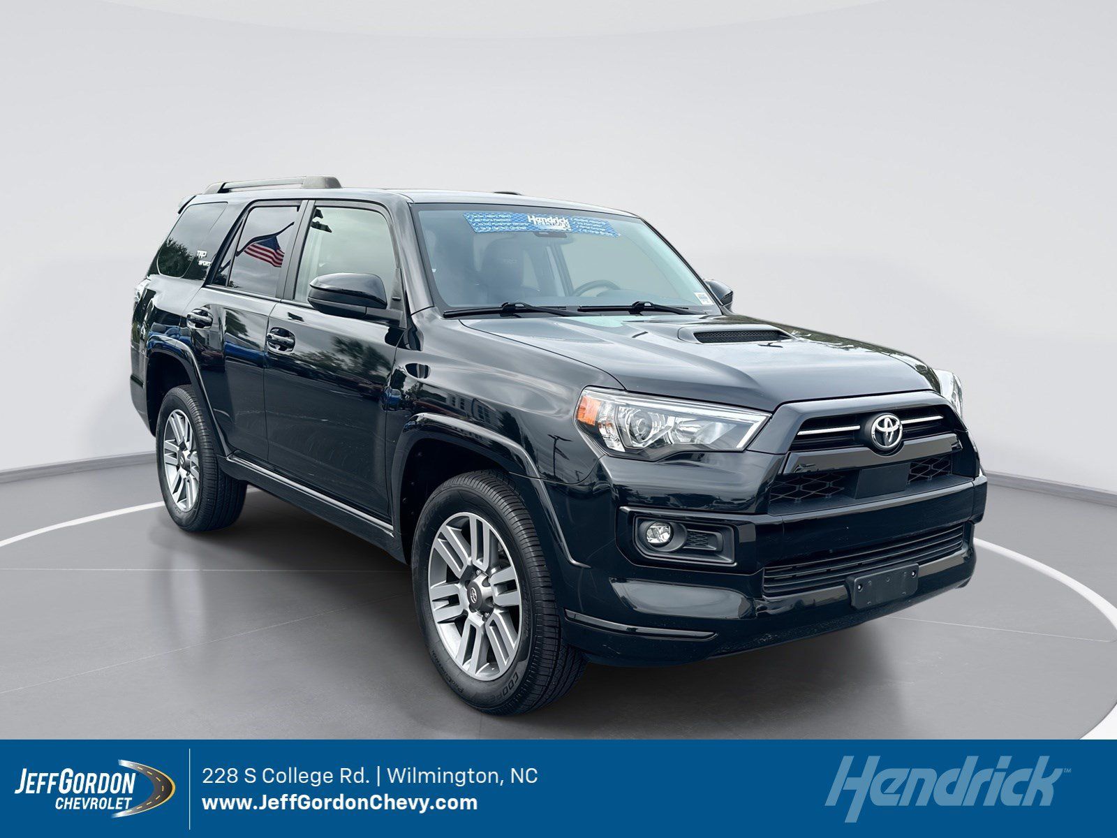 Used 2022 Toyota 4Runner TRD Sport AWD/4WD image 1