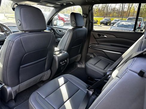 New 2026 Chevrolet Traverse LT w/ Sun and Wheel Package image 18
