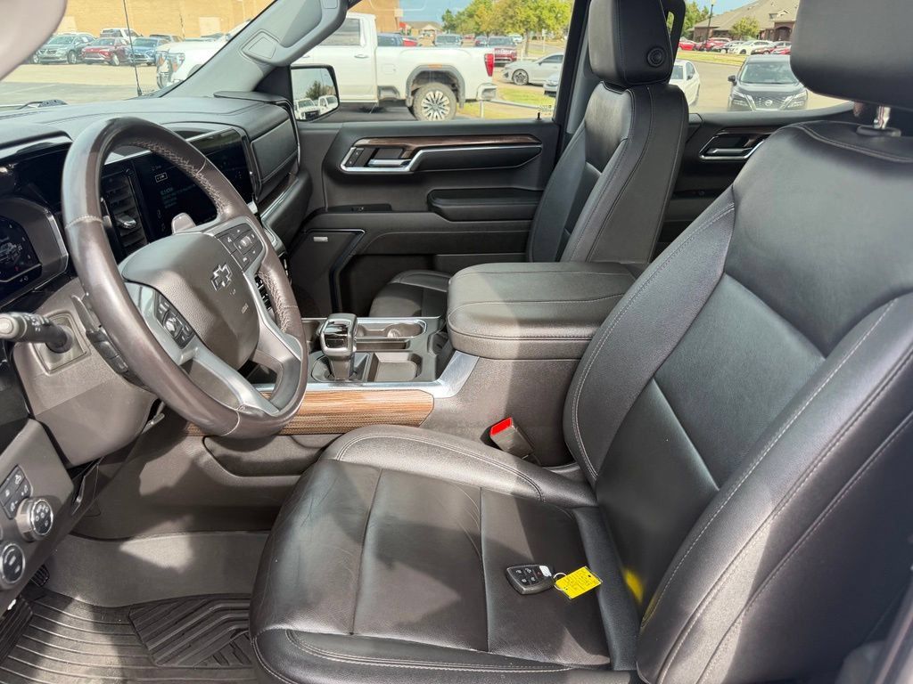 Used 2023 Chevrolet Silverado 1500 RST w/ RST All Star Premium Package AWD/4WD image 28