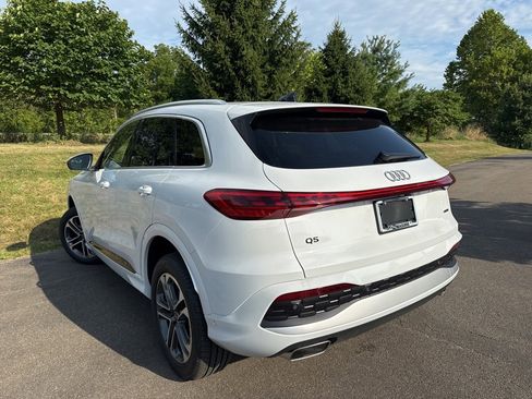 New 2025 Audi Q5 Premium image 2