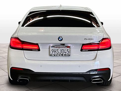 Used 2023 BMW 540i w/ Executive Package RWD image 7