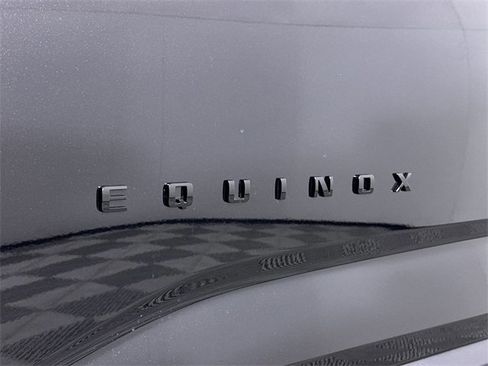 New 2026 Chevrolet Equinox LT w/ Convenience Package II image 32