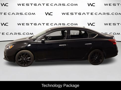 Used 2018 Nissan Sentra SR w/ Technology Package FWD image 5